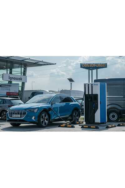 Stacja ładowania Delta Ultra Fast Charger 50/150kW (4in1)