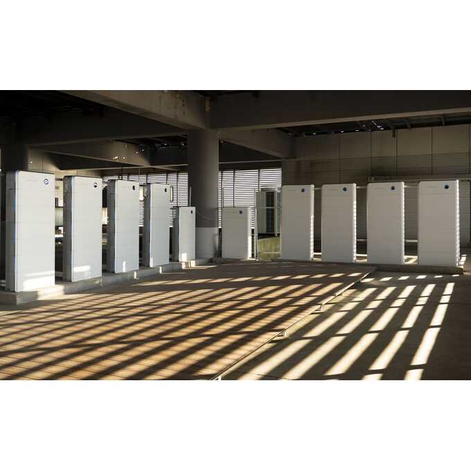 Sigenergy SigenStor – Inteligentny system magazynowania energii 5-w-1 z ładowaniem EV i zasilaniem awaryjnym.